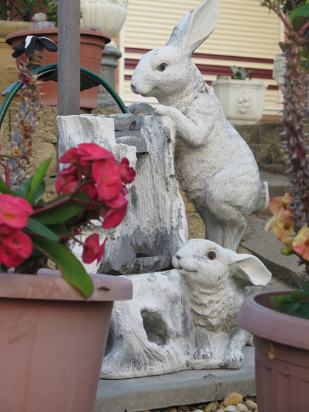 bossley-park-sculpture-rabbit-usc.jpg