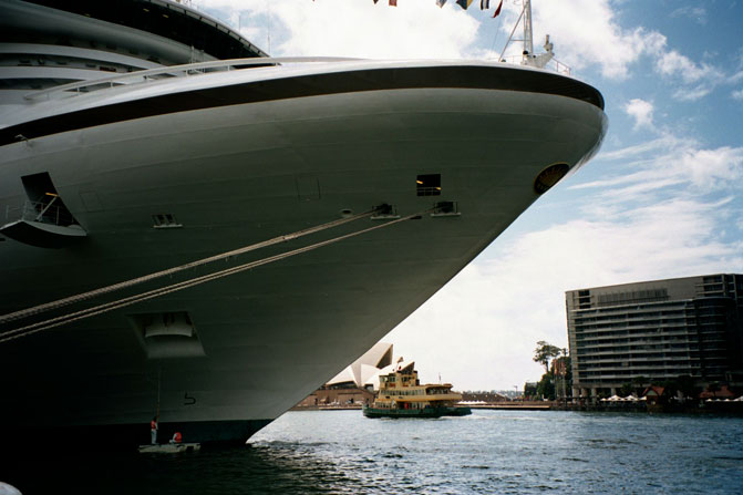 dawes-point-cruise-ship-cleaning-e.jpg