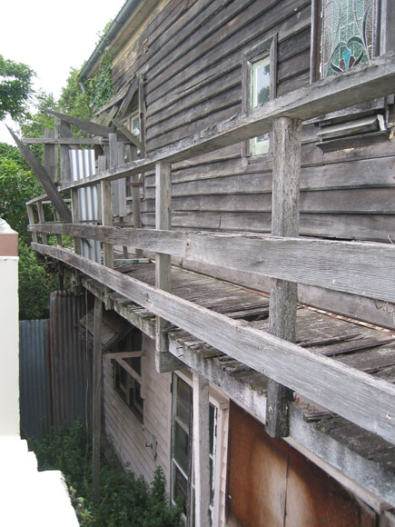 north-sydney-house-wooden-xh.jpg