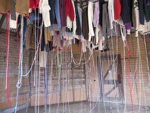 rookwood-sculpture-19-hanging-clothes-threads-usc.jpg