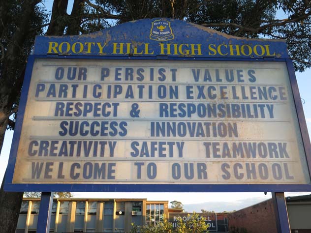 rooty-hill-sign-lots-of-school-rules-usg.jpg