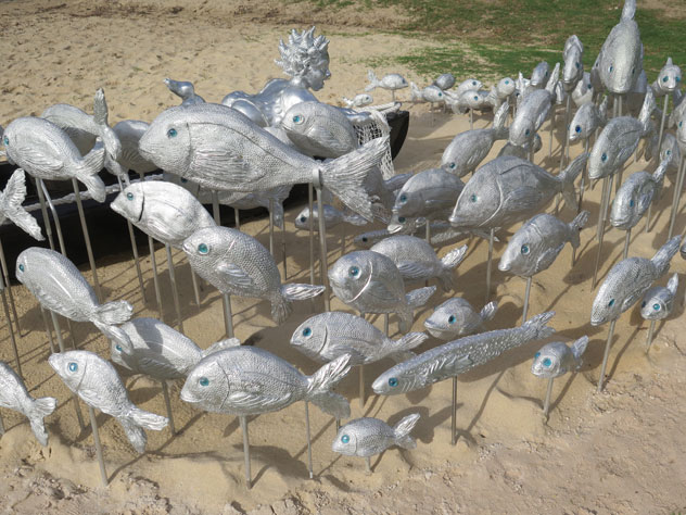 woolwich-sculpture-17-kangaroos-fish-2-usc.jpg