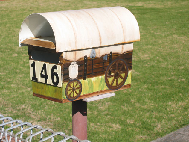 blackett-mailbox-wagon-covered-um.jpg
