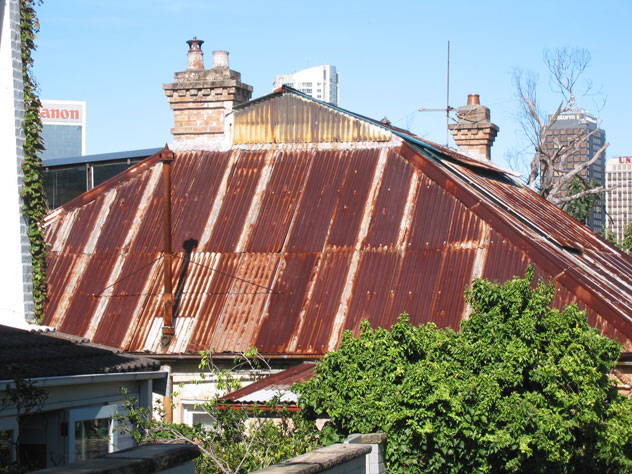 neutral-bay-house-roof-rusted-uh.jpg