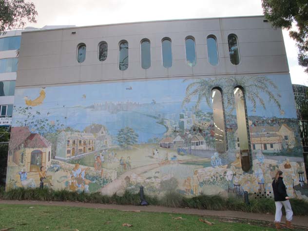 north-sydney-giant-mural-up.jpg