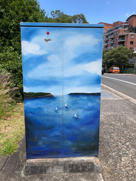 north-sydney-painting-signal-box-harbour-2-up.jpg