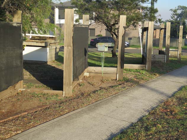 revesby-secure-unsecure-fence-2-ufe.jpg