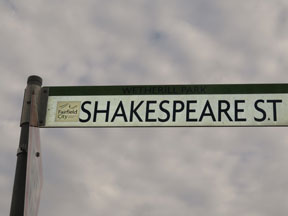 street-themes-authors-shakespeare-kaut.jpg